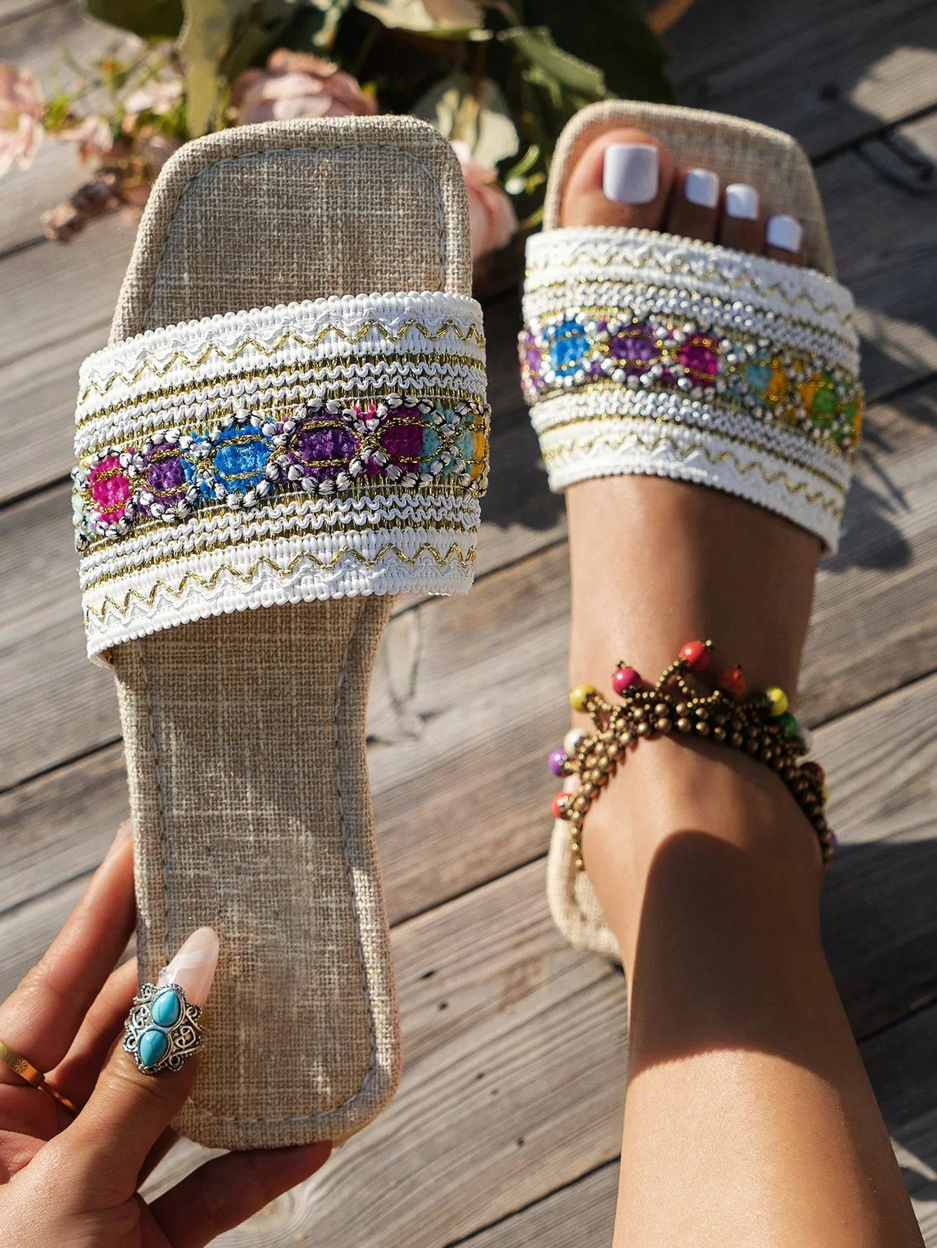 Beige Women's Flat Sandals With Colorful Embroidery, , Bohemian Style, Party Beach Shoes, Perfect For Vacation