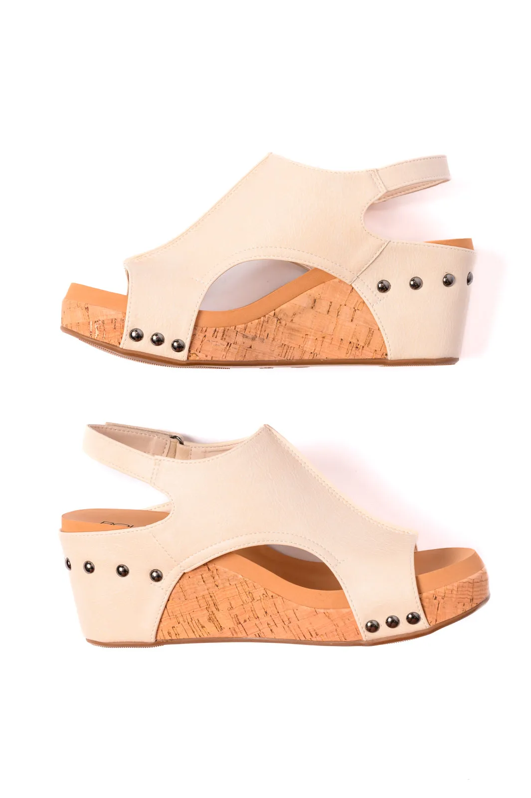 Carley Wedge Sandals in Cream - 10/7