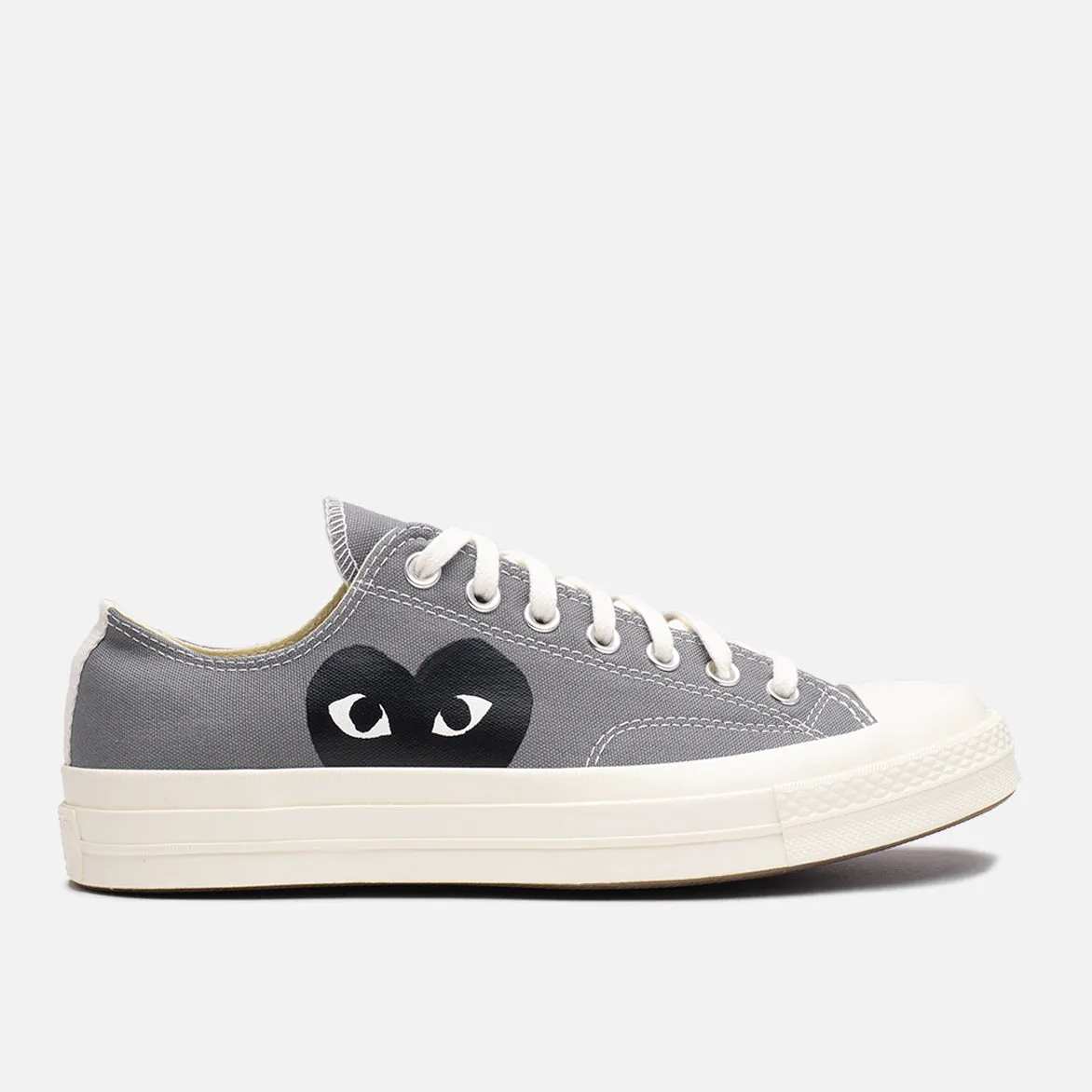 CDG PLAY X CONVERSE CHUCK 70 OX "BLACK HEART" - STEEL GREY