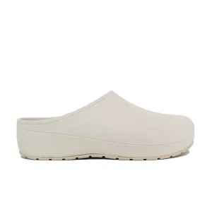 Crocs Classic Quiet Clog Stucco 209968-160